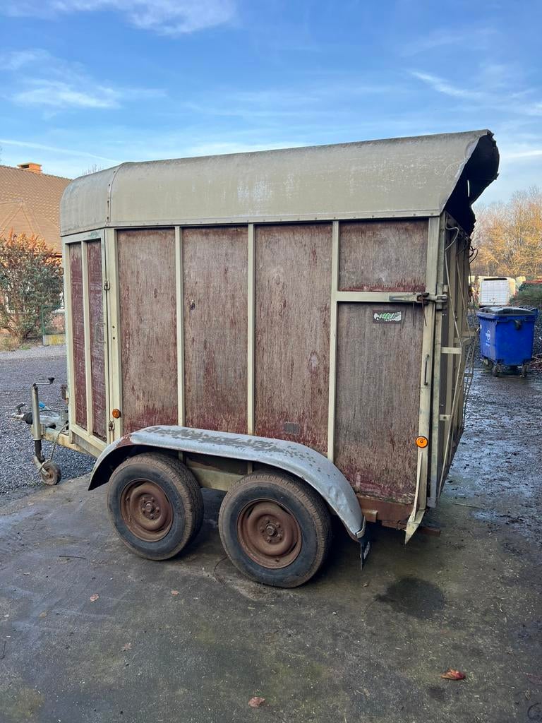 Vabo veetrealer, Animaux & Accessoires, Moutons, Chèvres & Cochons