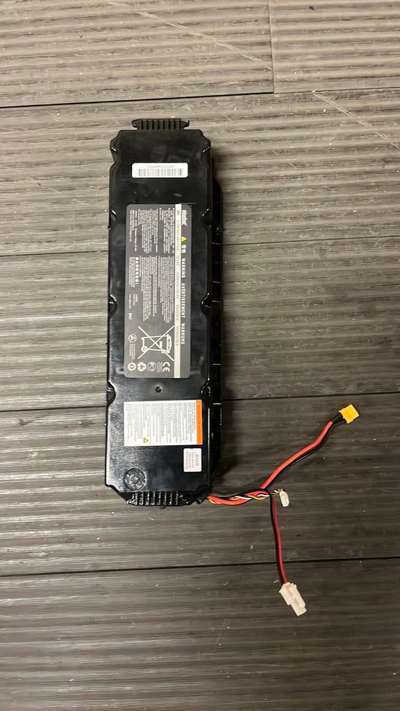 Ninebot Li-ion battary, Ophalen, Zo goed als nieuw