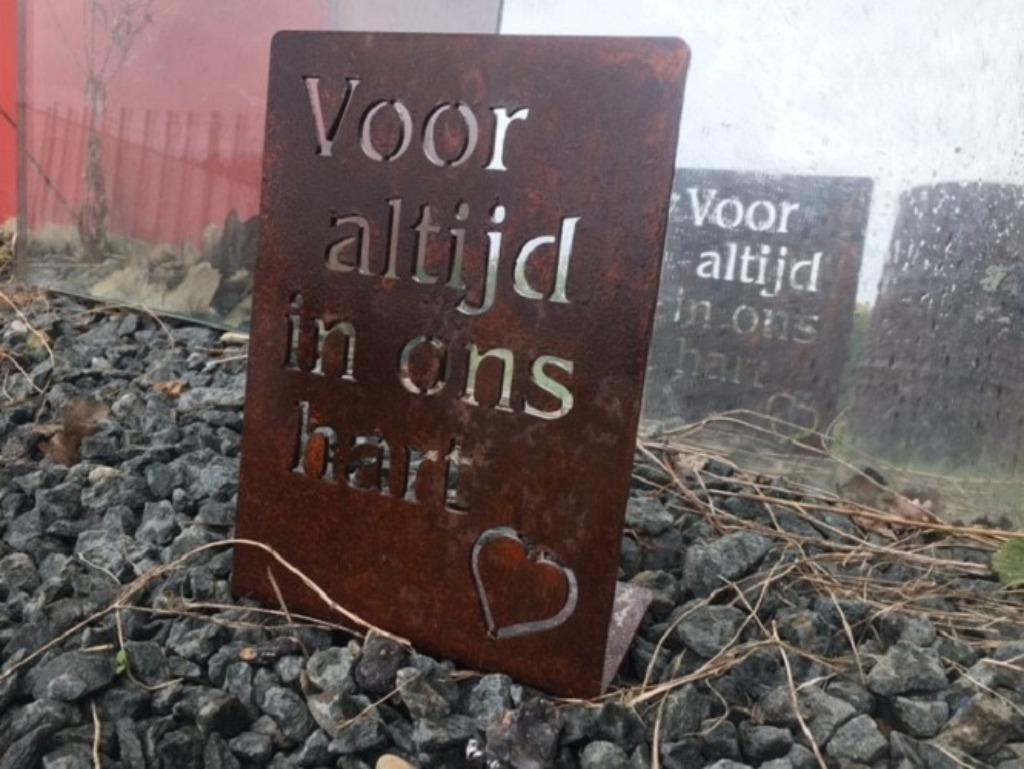 Cortenstaal “Voor Altijd In Ons Hart” Rouwdecoratie Grafdeco, Tuin en Terras, Ophalen of Verzenden, Nieuw
