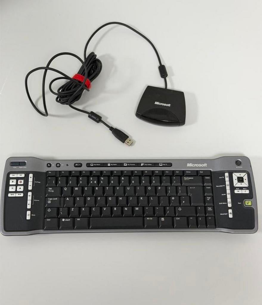 Microsoft Remote Keyboard Media center draadloos toetsenbord, Ophalen of Verzenden, Zo goed als nieuw, Draadloos, Qwerty