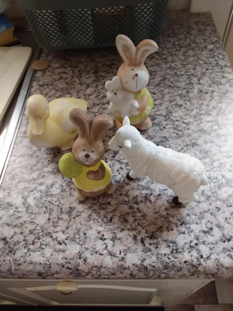 Paaasdecoratie, Ophalen, Zo goed als nieuw