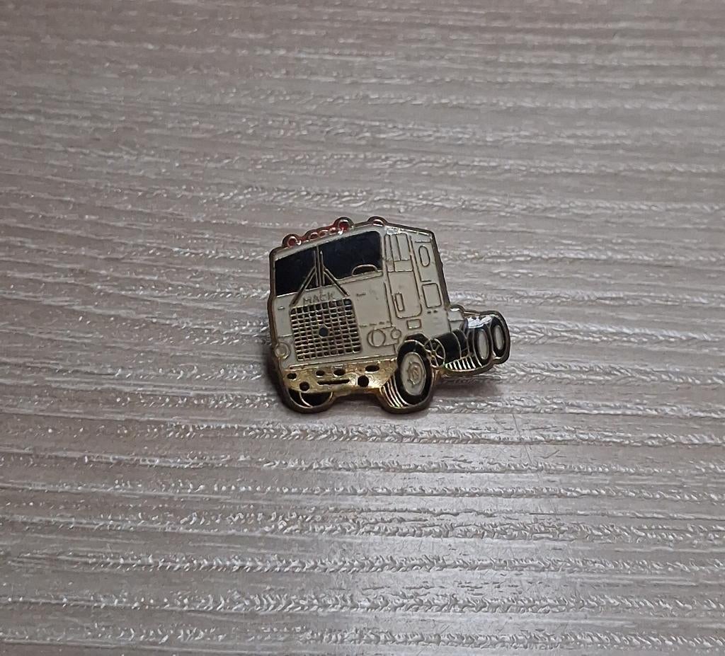 PIN - MACK - TRUCK - CAMION, Envoi, Utilisé, Transport, Insigne ou Pin's