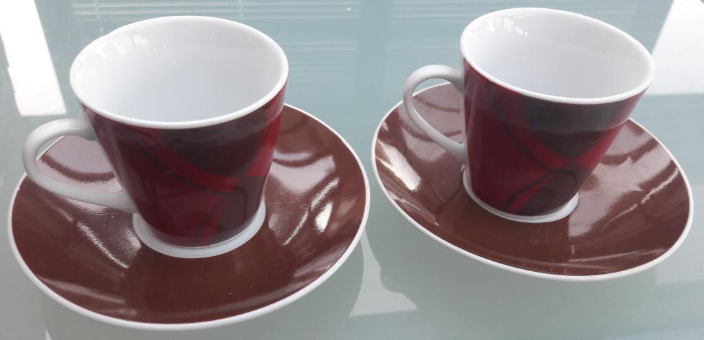 2 mokka-tasjes van Dr Oetker, Ophalen of Verzenden, Nieuw, Kop(pen) en/of Schotel(s)