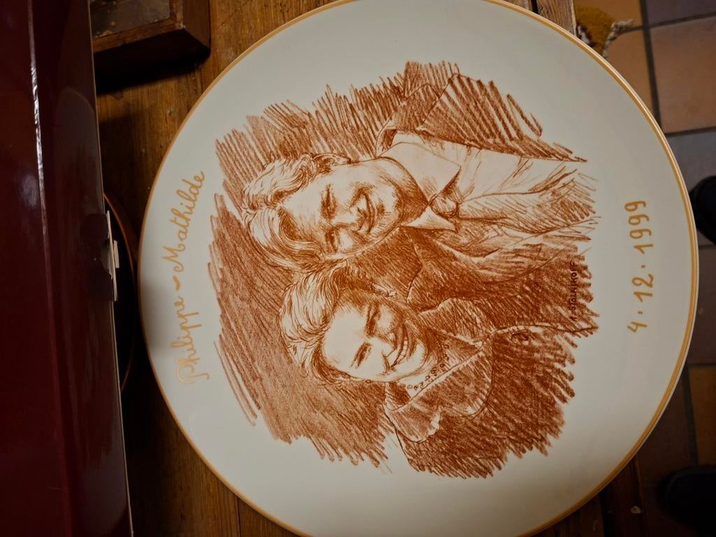 Herdenkingsbord Huwelijk Philippe en Mathilde 4 december 199, Ophalen, Zo goed als nieuw