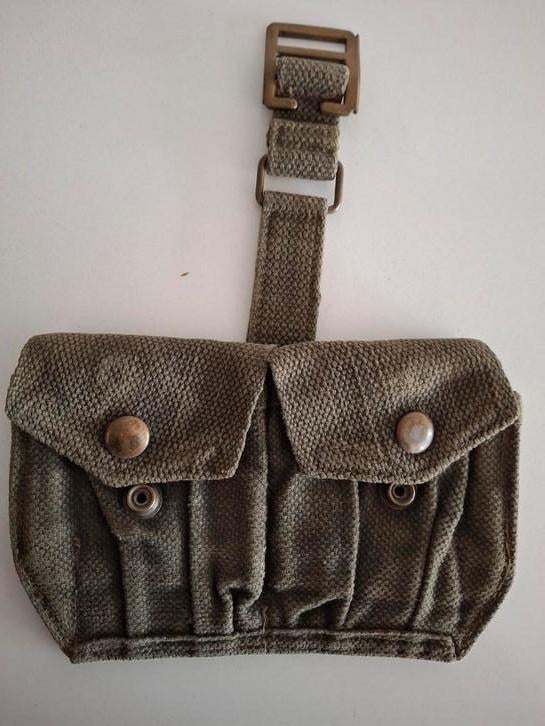 Britse munitie tas WO2, Ophalen