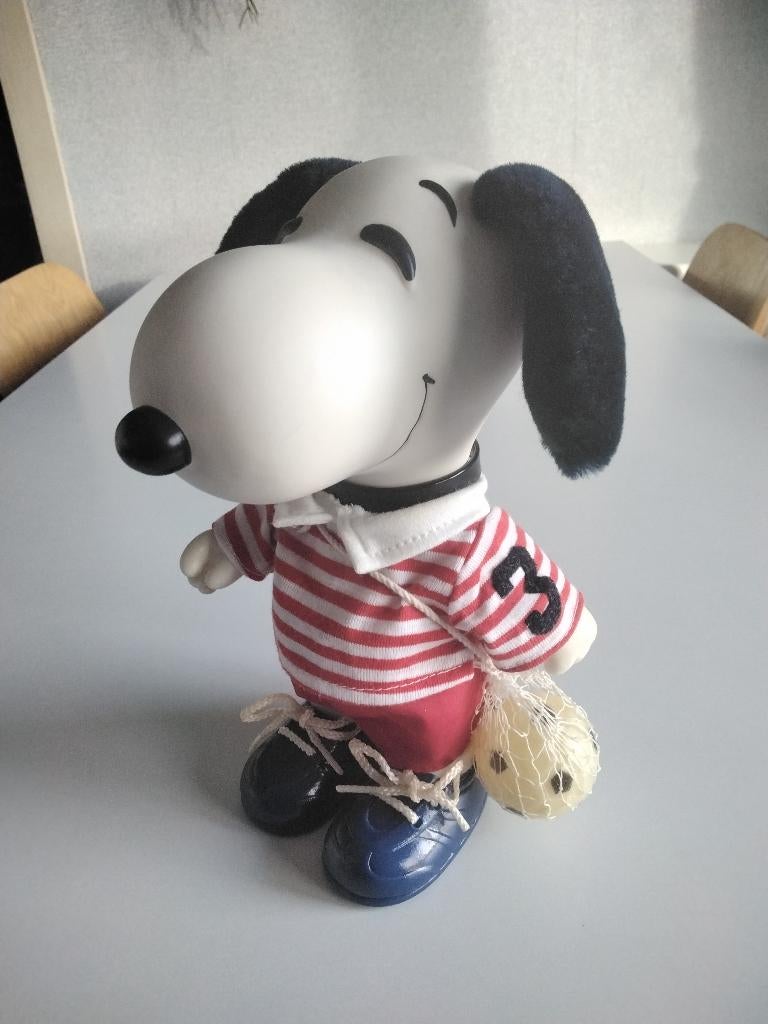 SNOOPY voetbalspelerfiguur (jaren 80-90), Ophalen of Verzenden, Zo goed als nieuw