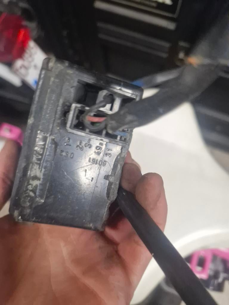 Ulobox, Motos, Enlèvement ou Envoi