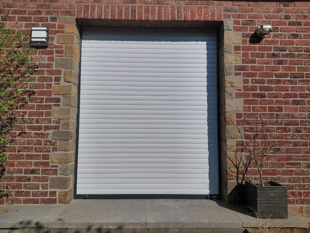 12 volets en parfait état dont 3 motorisés, Bricolage & Construction, Volets, Enlèvement, Comme neuf, Blanc