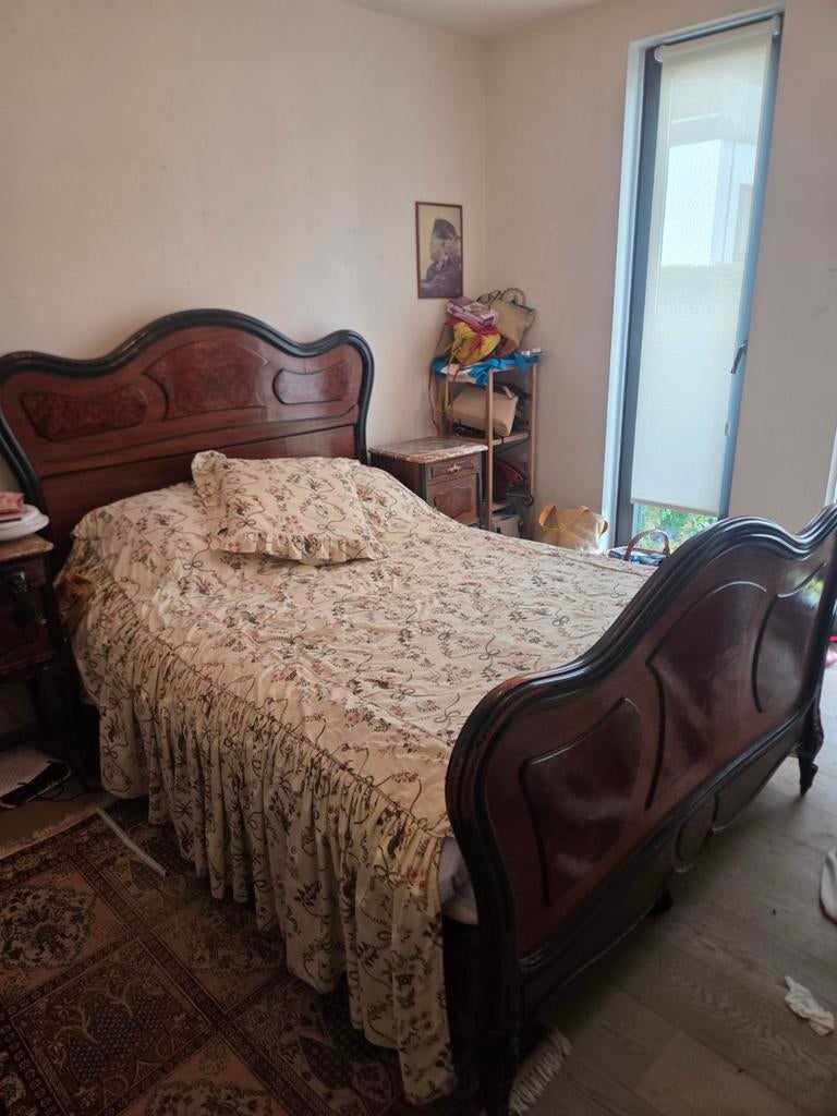 Lit + coiffeuse + 2 tables de nuits (marbre), Enlèvement