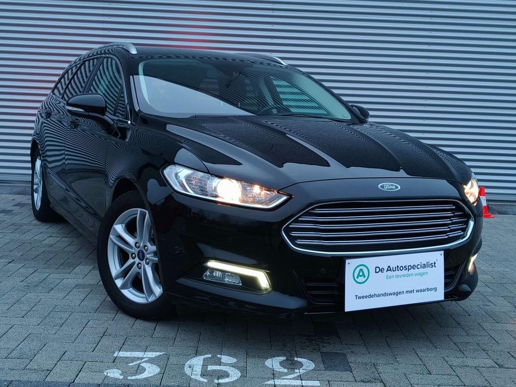 Ford Mondeo Business Edition (bj 2019), Auto's, Voorwielaandrijving, Stof, Mondeo, https://public.car-pass.be/vhr/2dbcfc58-3087-426e-a672-bed319d2f042
