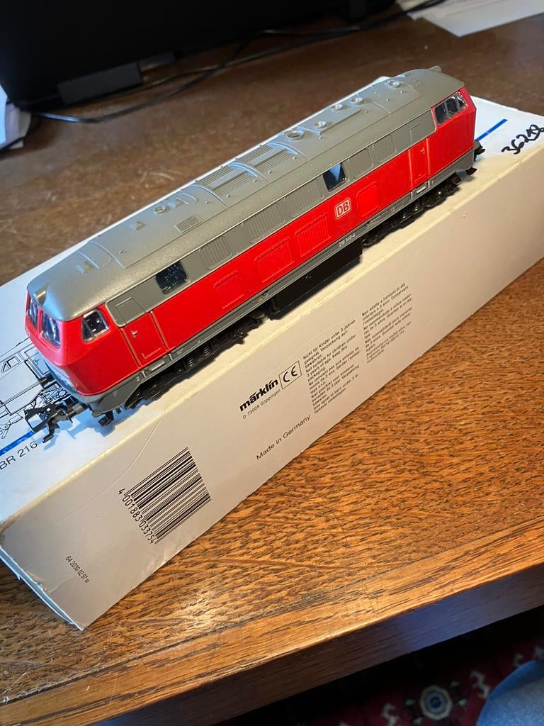 Marklin HO 36218 BR 216 DB AC Digitaal Mint, Wisselstroom, Locomotief, Ophalen of Verzenden, Zo goed als nieuw