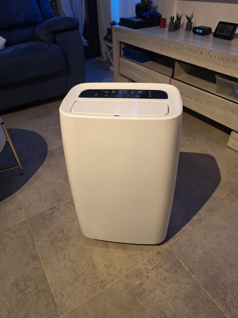 Lucht ontvochtiger te koop, Elektronische apparatuur, Airco's, Ophalen, Zo goed als nieuw, Koelen en Ontvochtigen, Staande ventilator