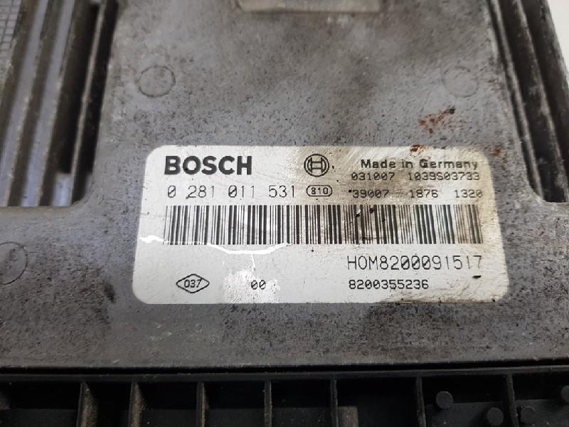 CALCULATEUR MOTEUR ECU Opel Vivaro (01-2000/07-2014), Utilisé, Opel