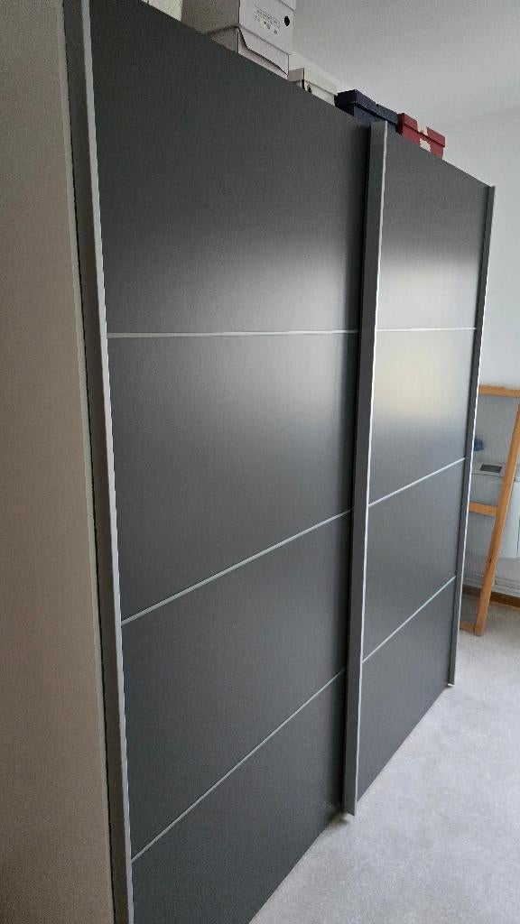 Garde robe, Maison & Meubles, Armoires | Penderies & Garde-robes, Avec tablette(s), 150 à 200 cm, Comme neuf, Enlèvement