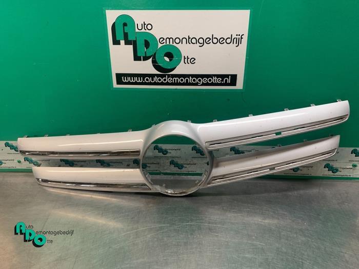 Calandre d'un Mercedes GLA (GLA 14-), Autos : Pièces & Accessoires, Carrosserie & Tôlerie, Mercedes-Benz, Utilisé, 3 mois de garantie