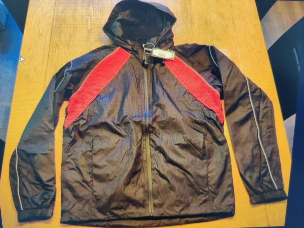 Regenjas voor fietsen/lopen, zwart maat M, Ophalen of Verzenden, M