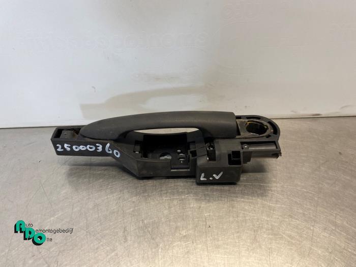 Poignée portière 2portes gauche d'un Mercedes Citan (Citan, 3 mois de garantie, Utilisé, -, -