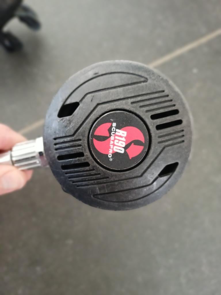 Détendeur Scubapro complet + console + couteaux, Ophalen, Gebruikt, Overige typen