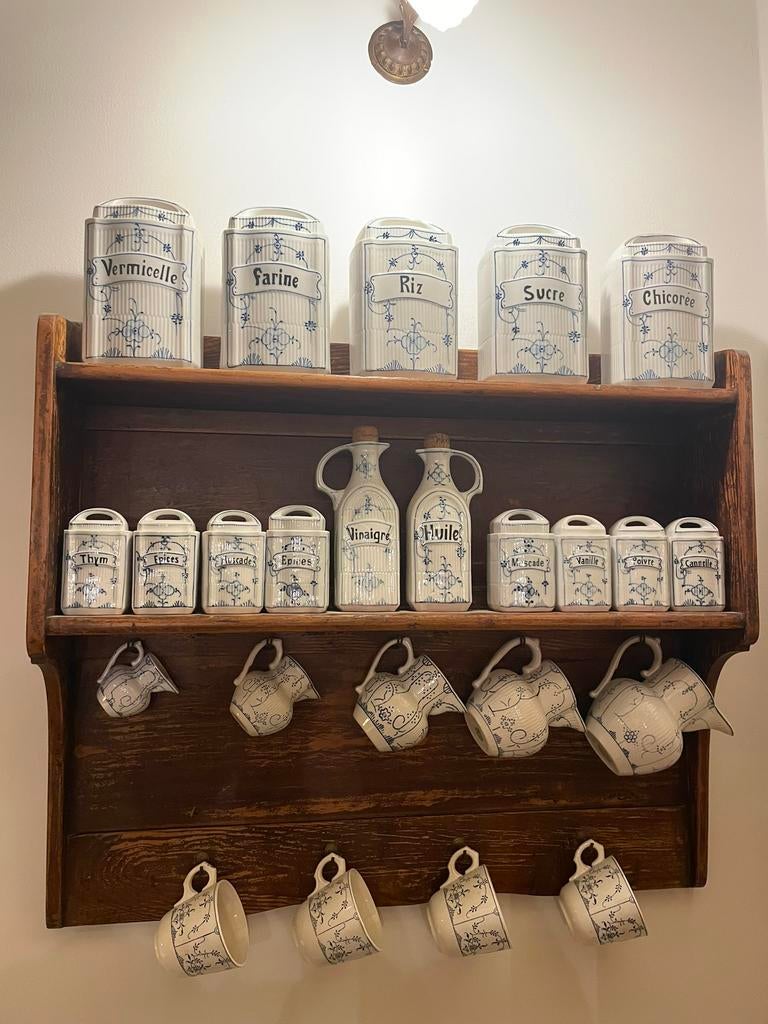 Wandrek met o.a. Boch La Louvière en Boch Meissen servies, Enlèvement ou Envoi