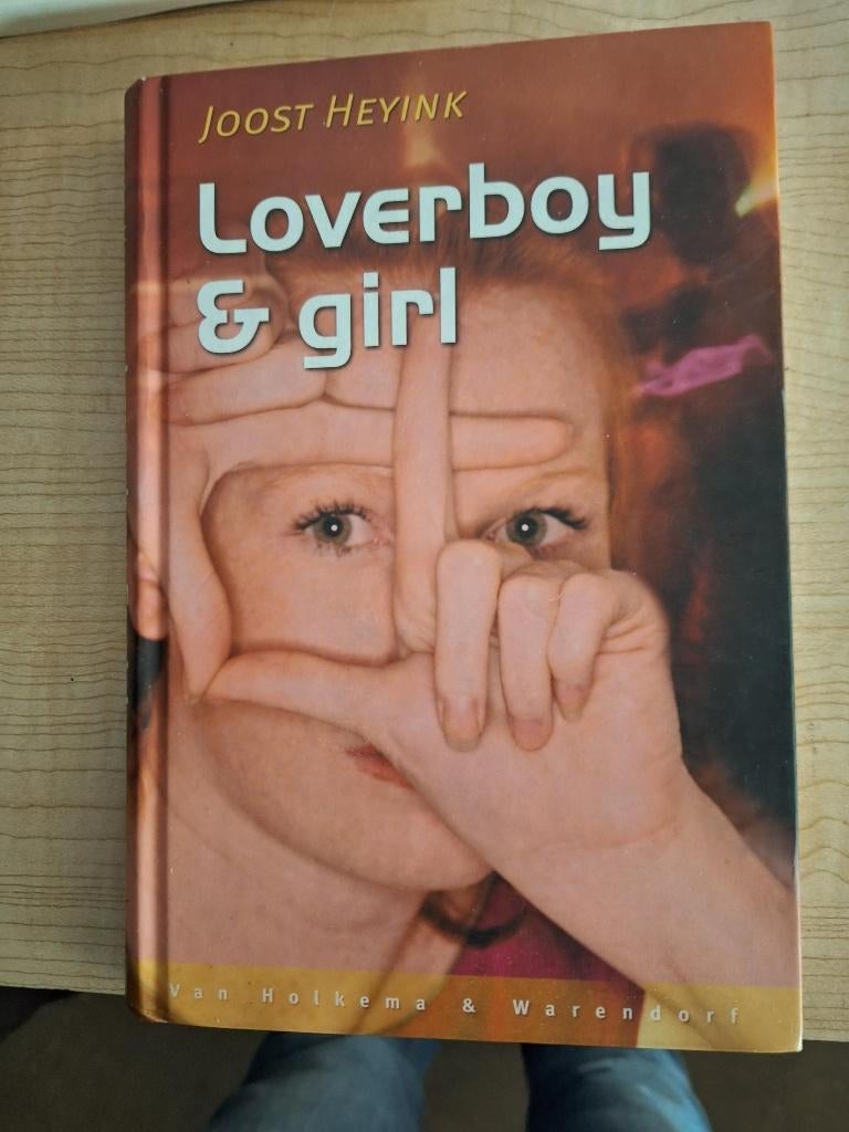 boek loverboy & girl, Boeken, Ophalen of Verzenden, Zo goed als nieuw