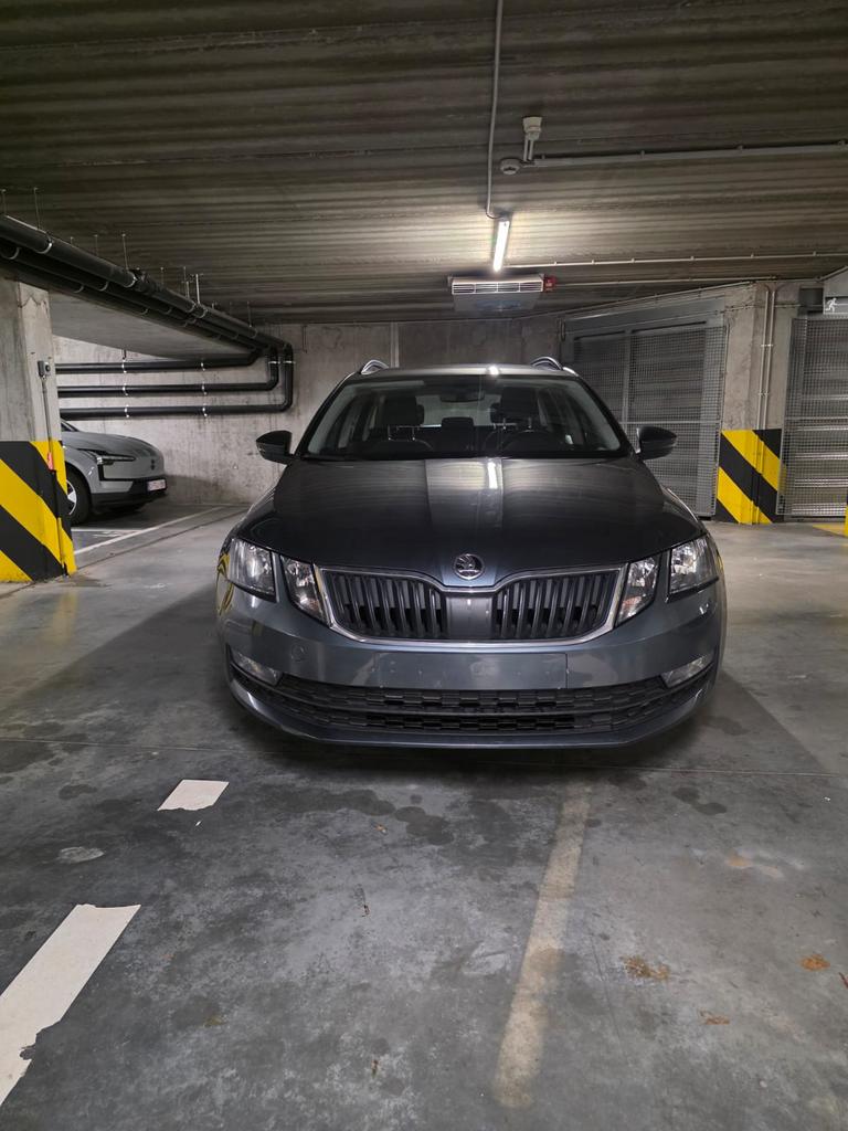 Skoda Octavia, Enlèvement, Avant, Skoda