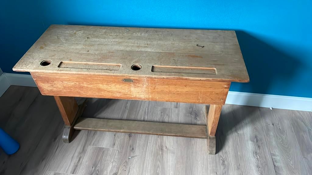 Schoolbank, Enlèvement, Utilisé