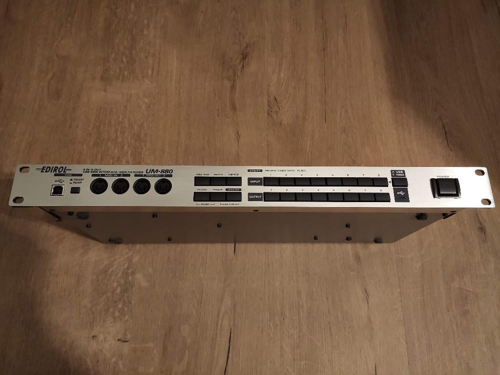 Edirol UM-880 Midi patchbay en interface, Ophalen, Gebruikt
