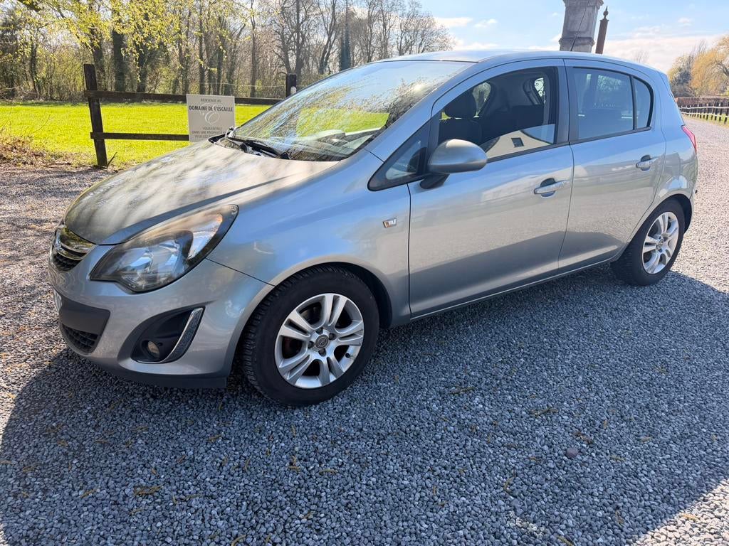 Opel corsa 114000km, Achat, Boîte manuelle, Diesel, Particulier