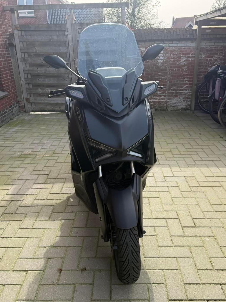 Xmax Tech Max 2023 125, Motos, Scooter, Échappement sport, Particulier