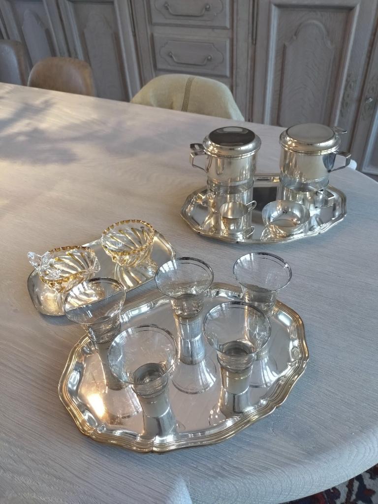 Decoratief servies, prima onderhouden, Huis en Inrichting, Keuken | Servies, Ophalen, Zo goed als nieuw