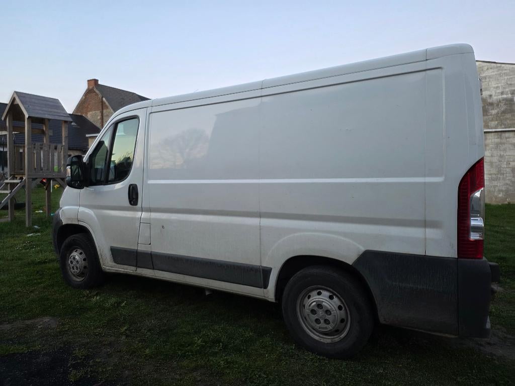 Peugeot boxer 2.2, Autos, Camionnettes & Utilitaires, Euro 5, Achat, 3 places, Boîte manuelle