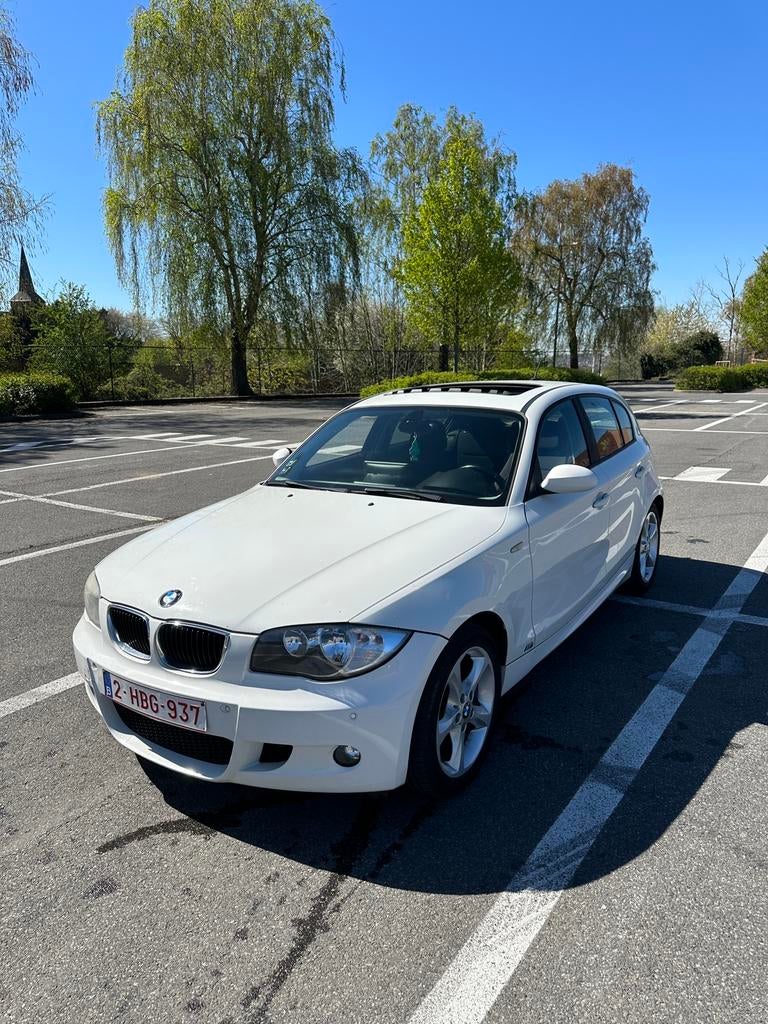 Bmw serie 1 back m, Auto's, BMW, Bedrijf, 1 Reeks, Open dak, Benzine, Handgeschakeld, Ophalen