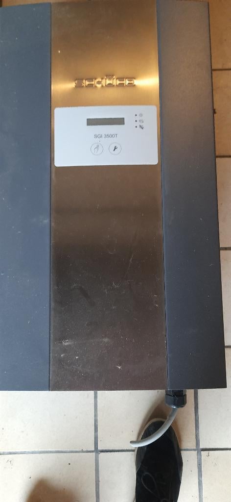 Omvormers, Doe-het-zelf en Bouw, Ophalen, Gebruikt, Compleet systeem, 200 wattpiek of meer