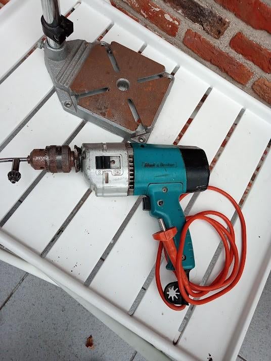 boormachine 10€., Doe-het-zelf en Bouw, Gereedschap | Boormachines, Ophalen, Gebruikt, Boormachine
