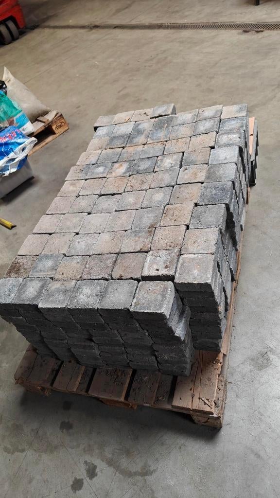 Betonnen klinkers 10x10x4 cm  736 stuks  7,3 m²  lot, Ophalen, Klinkers, Nieuw, 5 tot 10 m²