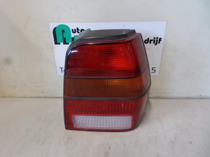 Feu arrière droit d'un Volkswagen Polo (Polo 90-), Volkswagen, -, 3 mois de garantie, Utilisé