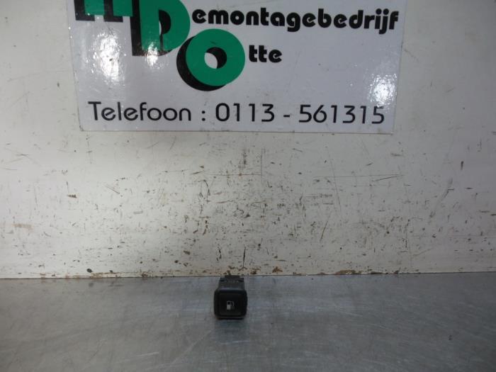 Commutateur clapet réservoir d'un Volkswagen Golf (Golf 97-, Volkswagen, -, Utilisé, -