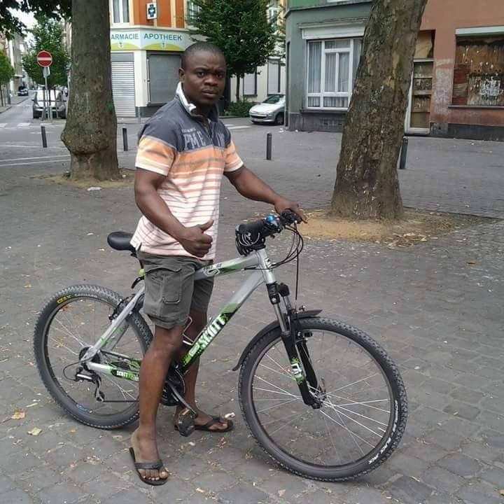 homme recherche femme, Contacten en Berichten, Man zoekt Vrouw