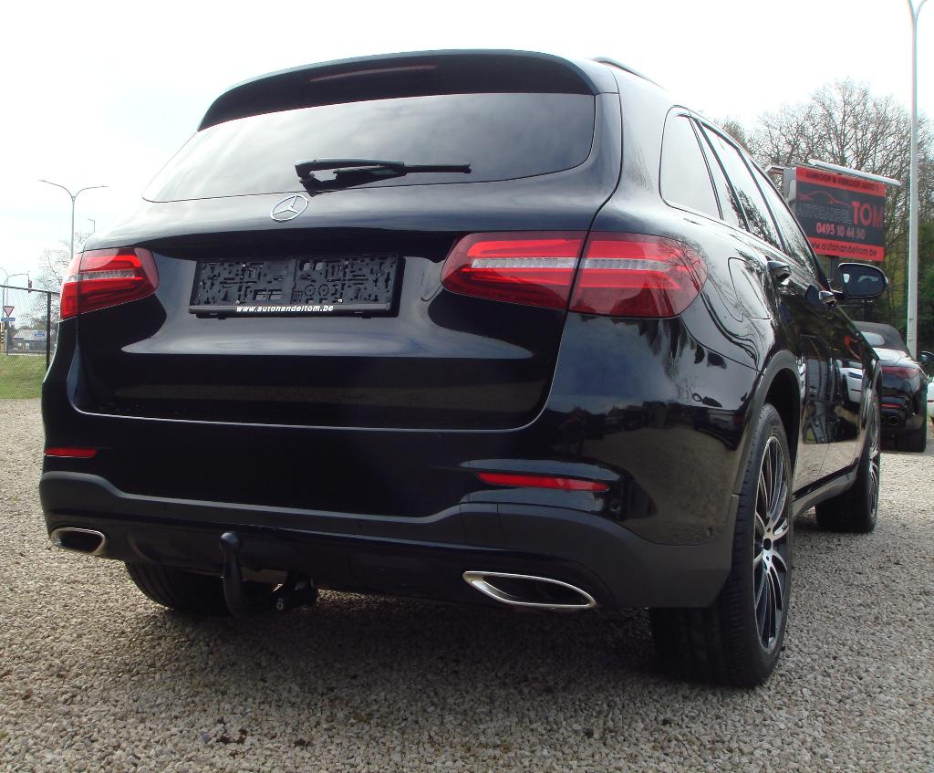 GLC 250 AMG LINE * NIGHT PAKKET * NAVI * 20' ALU TREKHAAK *, Auto's, Mercedes-Benz, Automaat, USB, 4 cilinders, Alcantara