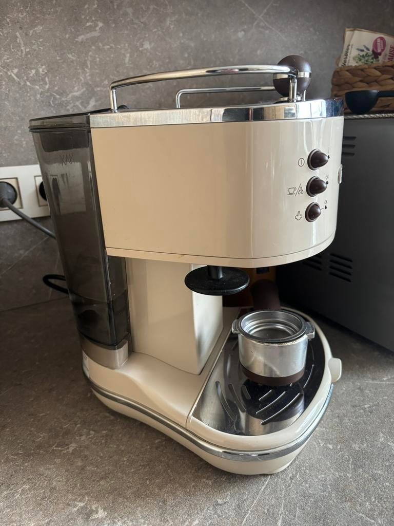 Espressomachine en schuimmelk., Elektronische apparatuur, Koffiezetapparaten, Ophalen, Afneembaar waterreservoir, Espresso apparaat