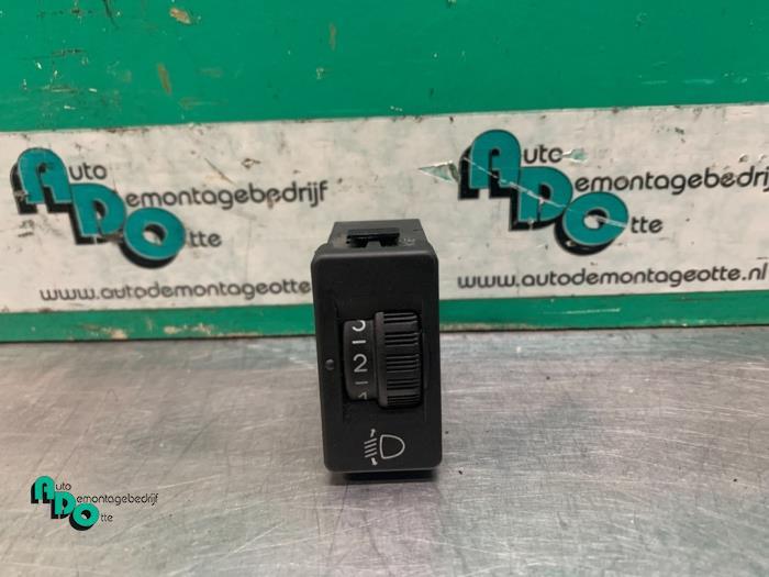 Commutateur phare hauteur réglable d'un Citroen C4 (C4 04-), -, 3 mois de garantie, Utilisé, -