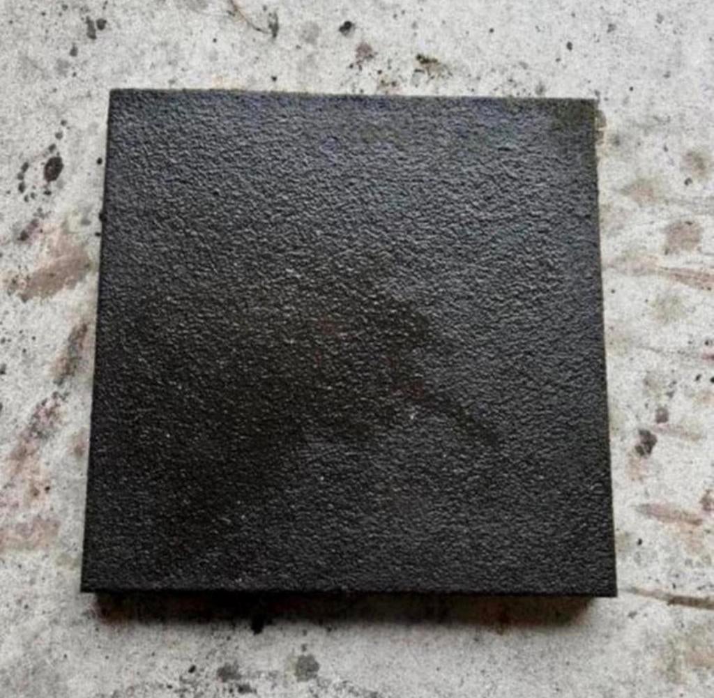 Rubberen tegels 50x50x4,5 speeltoestel stal ed ruim 25m2, Tuin en Terras, Tegels en Klinkers, Gebruikt, Rubber, 10 m² of meer