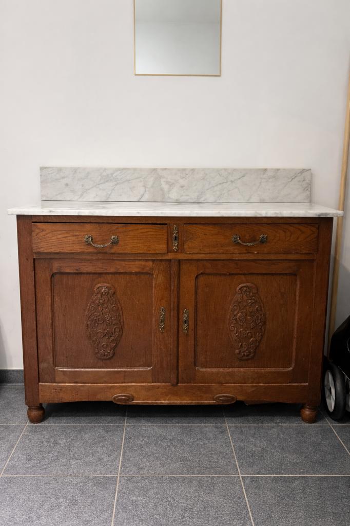 Commode kast, Antiek en Kunst, Antiek | Meubels | Kasten, Ophalen