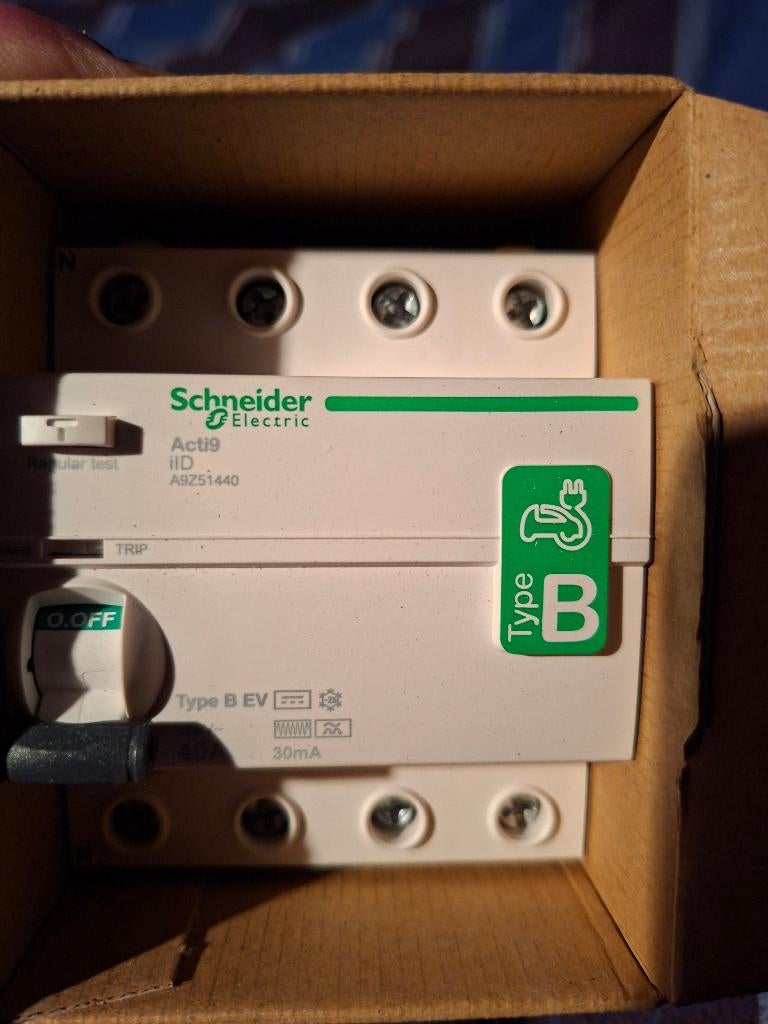 Differentieel van het type Schneider B, Ophalen, Nieuw