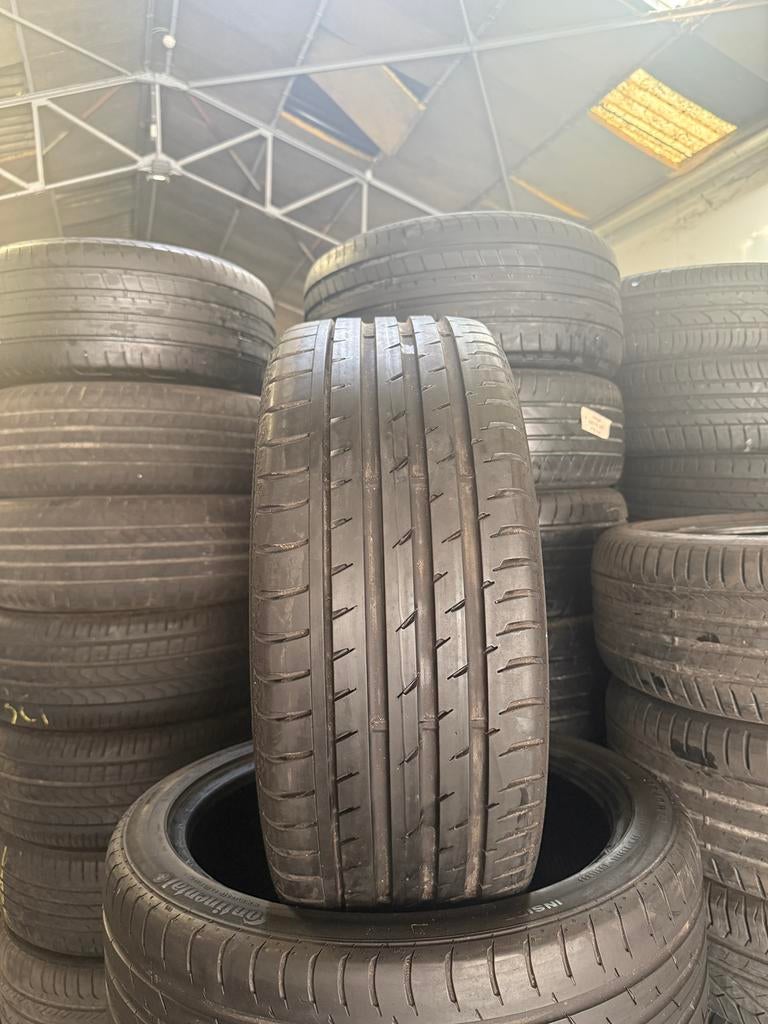 235/40/19 Continental avec montage et équilibrage, Enlèvement