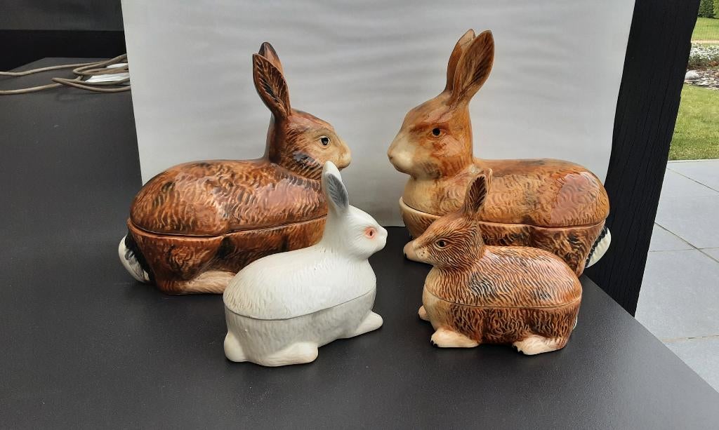 Keramiek , Michel Cougant , nieuwstaat , 1960 , konijnen, Ophalen of Verzenden