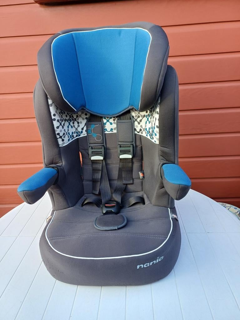 Auto  stoeltje nania., Enfants & Bébés, Sièges auto, Autres marques, Ceinture de sécurité, Comme neuf, Enlèvement