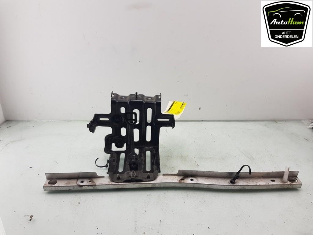 BAC A BATTERIE Model 3 (|111912000D|110980800C|111912099C|), Dhr. J. Ham, Administratie@autoham.nl, Utilisé, Autres marques automobiles