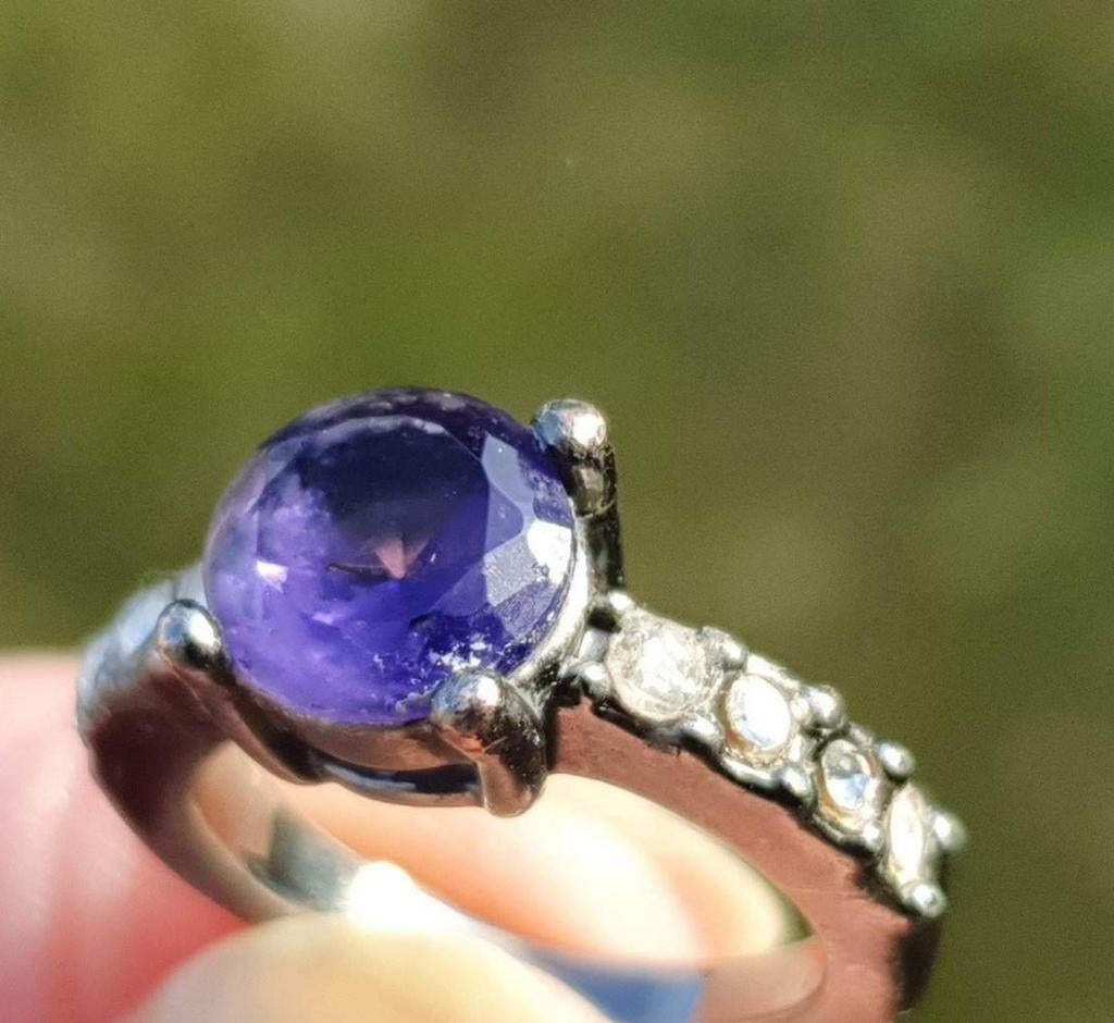 Oude mooi ring., Handtassen en Accessoires, Ringen, Verzenden