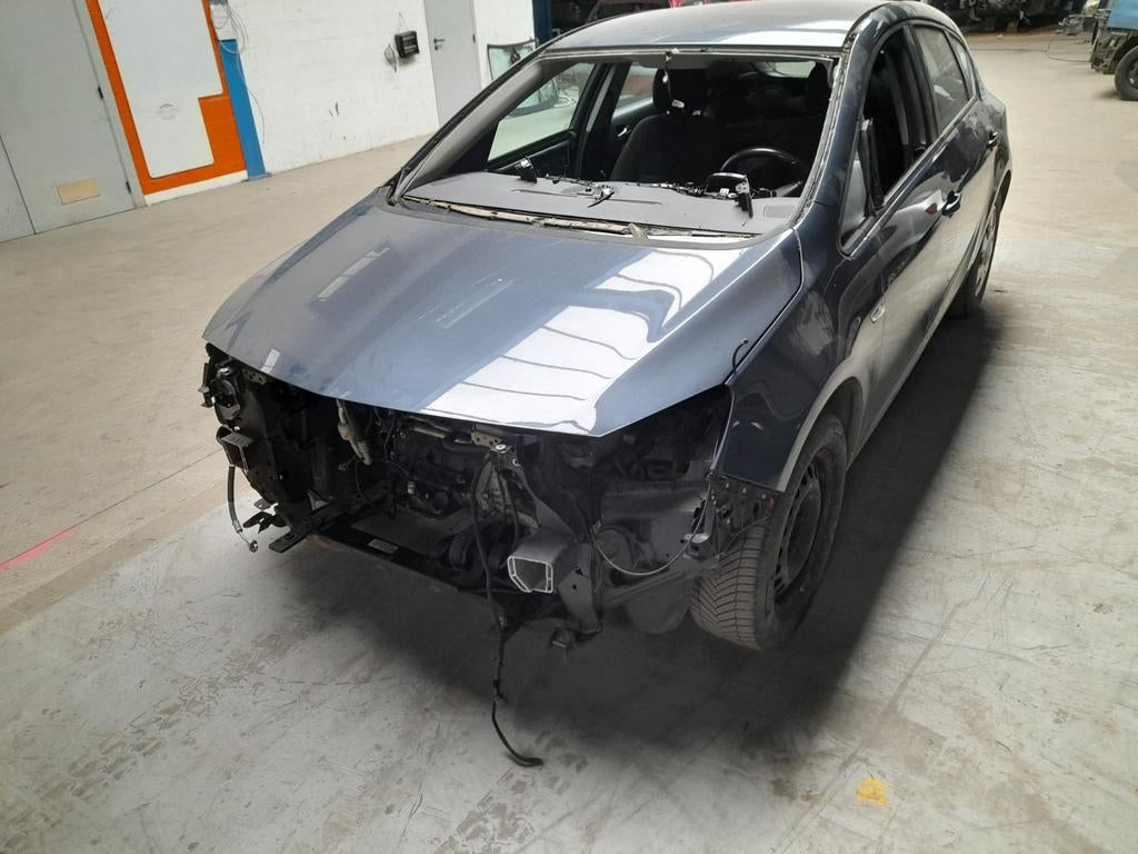 Pièces OPEL ASTRA J 1.7 Cdti 155.000 kms euro 5, Autos : Pièces & Accessoires, Arrière, Opel, Enlèvement, Utilisé